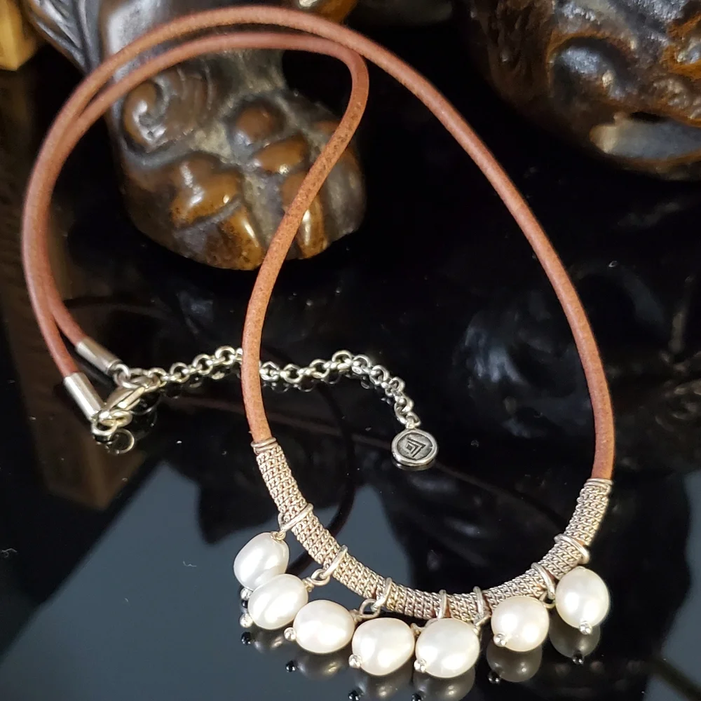 Silpada Pearls Of Wisdom sterling leather and freshwater pearl necklace - Picture 1 of 14